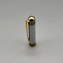 Laden Sie das Bild in den Galerie-Viewer, Matrix chrom/gold X-Pen Füller Kappe