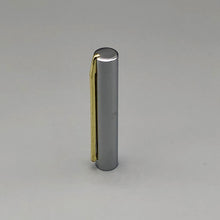 Laden Sie das Bild in den Galerie-Viewer, Slim chrom/gold X-Pen Tintenroller Kappe