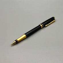 Laden Sie das Bild in den Galerie-Viewer, Novo schwarz/gold X-Pen Tintenroller