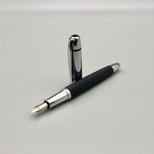 Laden Sie das Bild in den Galerie-Viewer, Poem schwarz/chrom X-Pen Füller