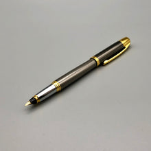 Laden Sie das Bild in den Galerie-Viewer, Symphony titan/gold X-Pen Füller