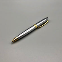 Laden Sie das Bild in den Galerie-Viewer, Legend chrom/gold X-Pen Drehkugelschreiber