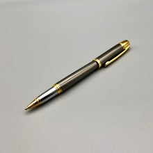 Laden Sie das Bild in den Galerie-Viewer, Symphony titan/gold X-Pen Tintenroller