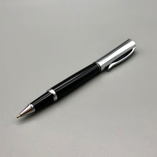 Laden Sie das Bild in den Galerie-Viewer, Paradise schwarz/chrom X-Pen Tintenroller