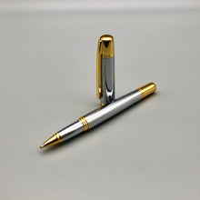 Laden Sie das Bild in den Galerie-Viewer, Symphony chrom/gold X-Pen Tintenroller