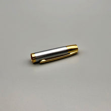 Laden Sie das Bild in den Galerie-Viewer, Symphony chrom/gold X-Pen Tintenroller Kappe