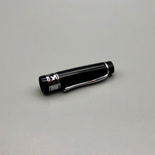 Laden Sie das Bild in den Galerie-Viewer, Renaissance rotbraun X-Pen Tintenroller Kappe