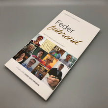 Laden Sie das Bild in den Galerie-Viewer, Federführend - Das Buch Frontseite schräg