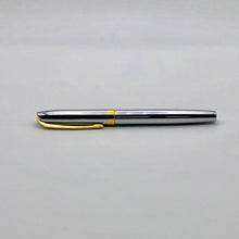 Laden Sie das Bild in den Galerie-Viewer, Legend chrom/gold X-Pen Tintenroller geschlossen